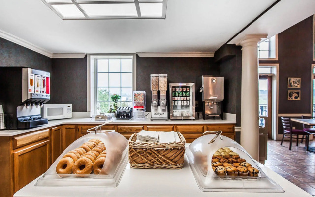 Clarion Inn Willow River