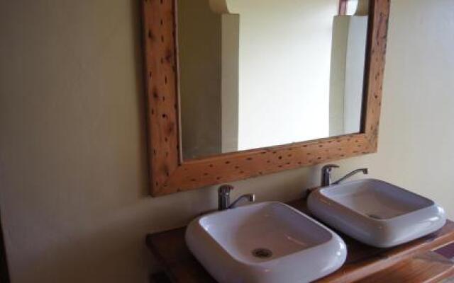 Buhoma Community Haven Lodge