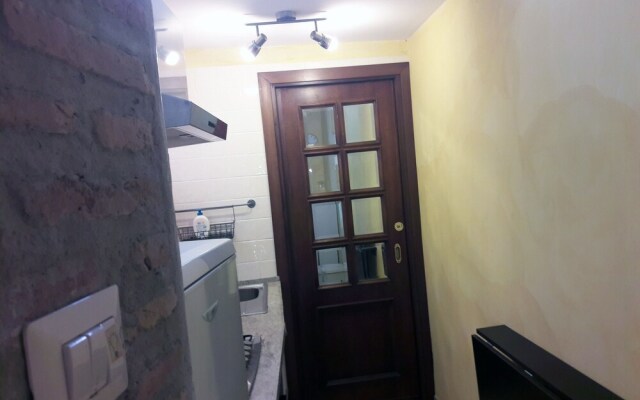 Anastasia Hidden Balcony - An hidden balcony inside Trastevere