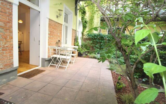 Apartment CityOase Vienna / 4. District