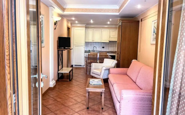 Apartment in Roma by Marco Simone Golf