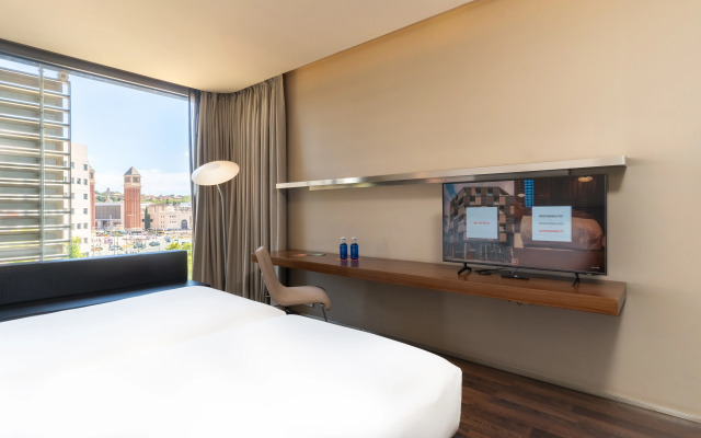 B-Hotel