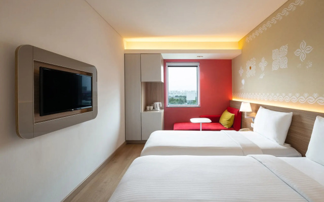 ibis Mumbai Airport Hotel