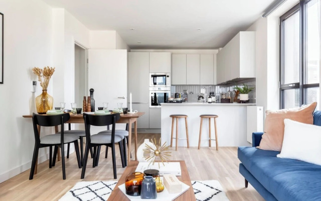Croydon Central Apartments by Urban Rest