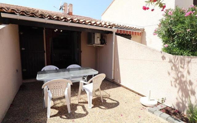 Appartement Le Grau-du-Roi, 2 pièces, 5 personnes - FR-1-307-132