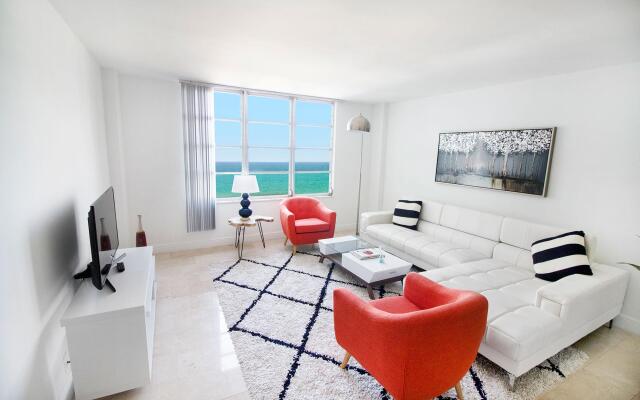 Seacoast Suites on Miami Beach