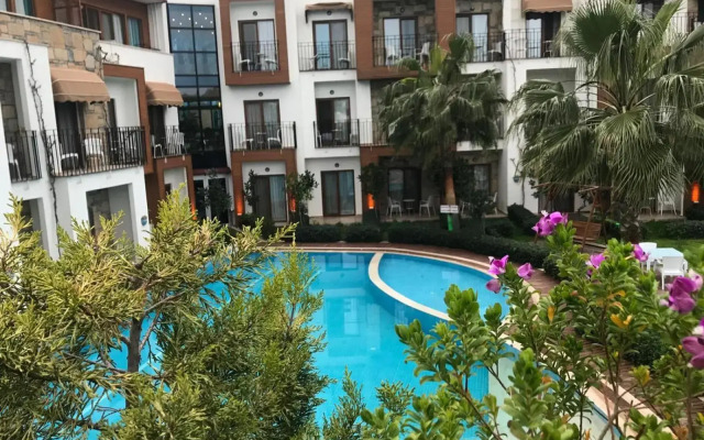 Liona Hotel