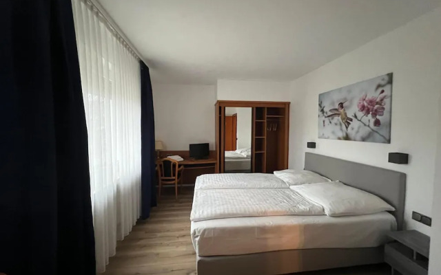 Hotel und Restaurant 9-enhof