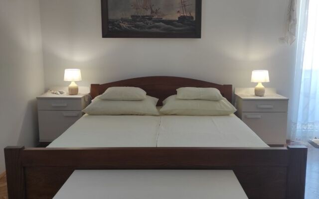 Studio apartment Zdene - with parking : SA2 Banjol, Island Rab