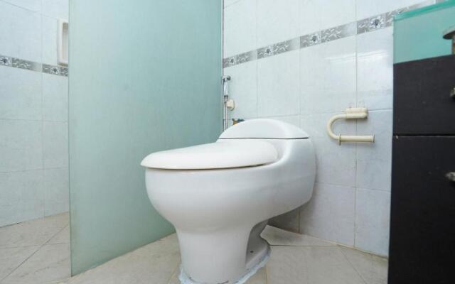 SPOT ON 2483 Salju Korea Residence