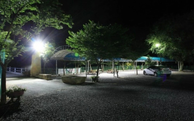 Gyeongju Sannedeul Pension