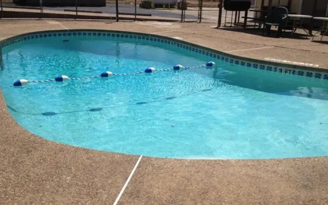 Americas Best Value Inn Buffalo