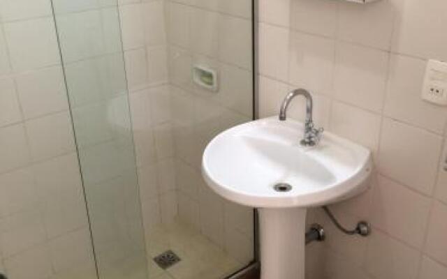 Alex Rio Flats Studio Arpoador