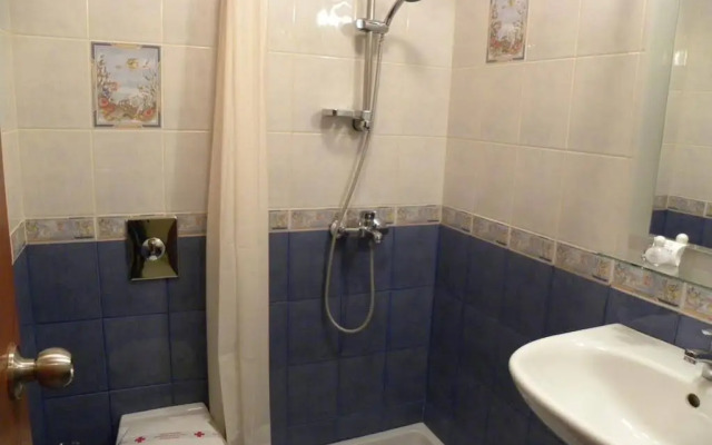 Three Dolphins Family Hotel