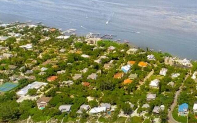 Captiva Shores 1B