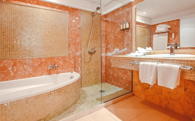 Hotel Univers