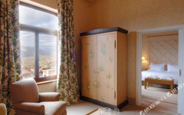 Santa Marina Arachova Resort & Spa