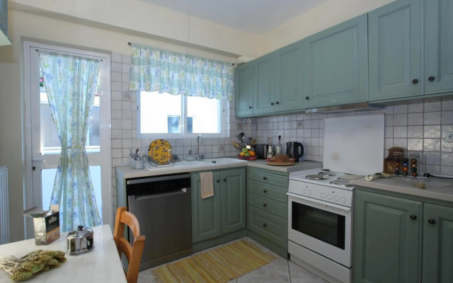 Athenian Homes
