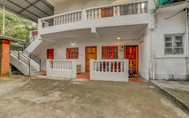 OYO Home 19884 Enticing 2BHK Mandrem