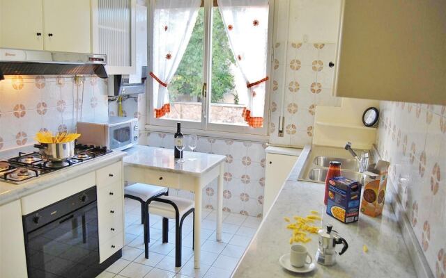 Luminous Trastevere Apartment, Wifi, Balcony, Lift, Parking