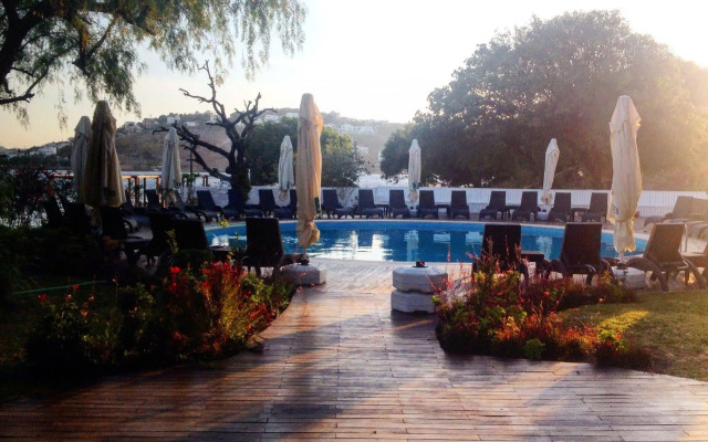 Mare Suites