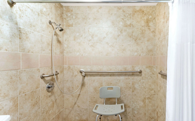 Days Inn Fairmont
