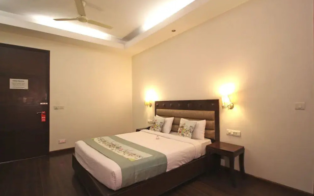OYO Flagship 5912 Premium Nr Sikanderpur