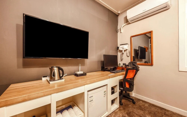 K7 PC Cheongju Hotel