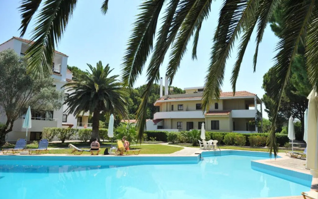 Niki Hotel Apartments