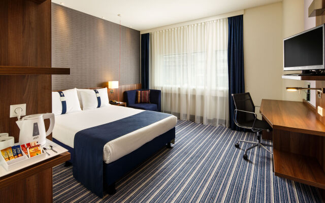 Holiday Inn Express Rotterdam - Central Station by IHG