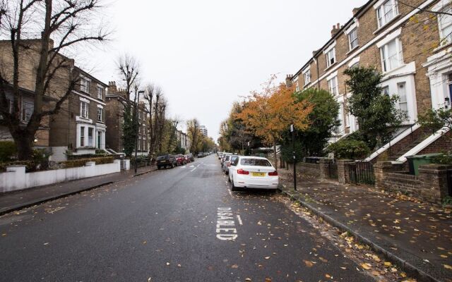 Kentish Town Apartments by Allo Housing