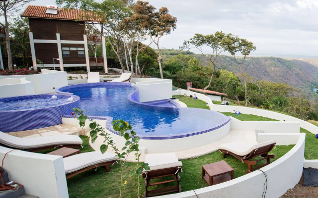 Pacaya Lodge & Spa