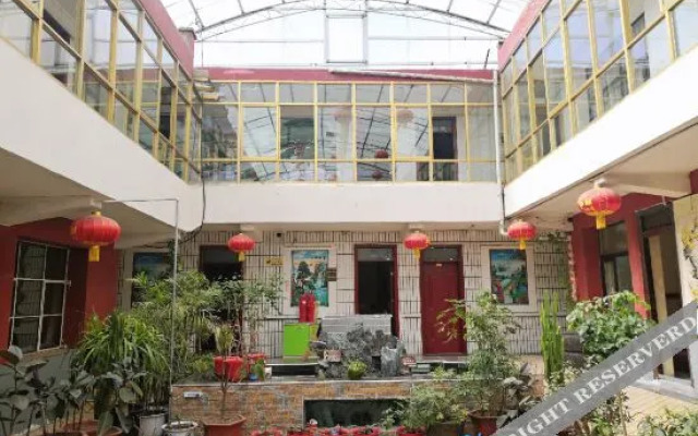 Xining 1001 Business Hotel