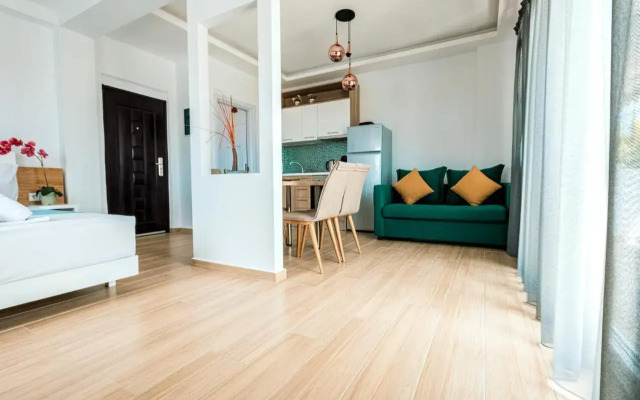 Design Suites Efharis (Brusco)