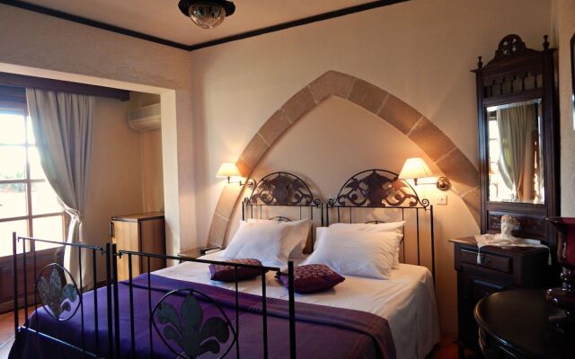 S. Nikolis Historic Boutique Hotel