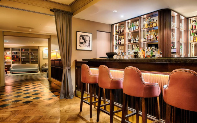 Mondrian Suites Berlin Checkpoint Charlie