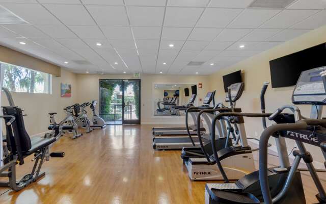 Best Western Plus South Coast Inn