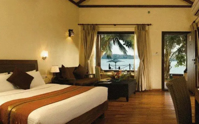 Cambay Palm Lagoon