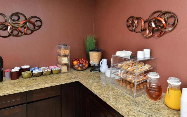 SureStay Hotel by Best Western Vallejo Napa Valley