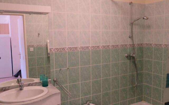 Appartement Bormes-les-Mimosas, 2 pièces, 5 personnes - FR-1-610-12