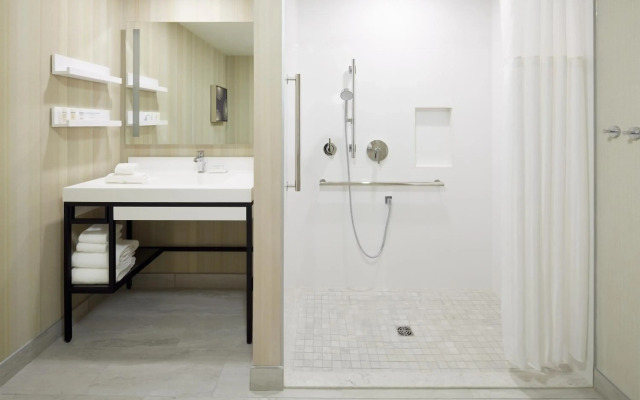 Hilton Garden Inn Montreal Midtown