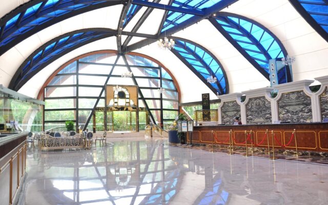 Sanya Beauty Crown Hotel