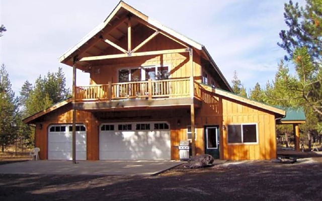 DiamondStone Guest Lodges