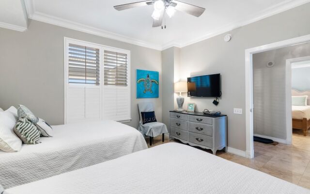 Beach Colony East 16b-penthouse