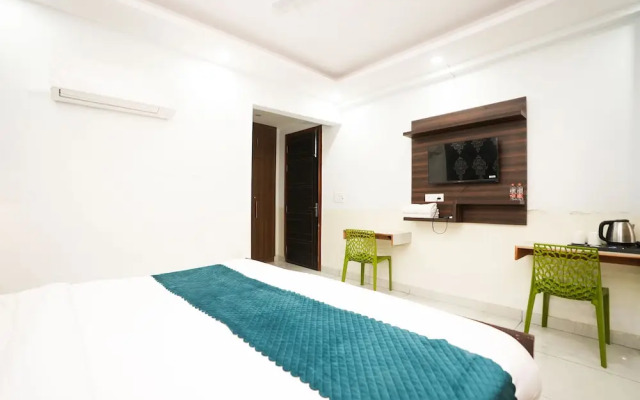 Tanvi Premium Residency near Artemis Hospital, Gurugram