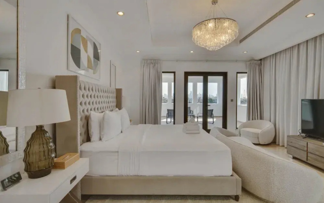 5 Villa w Private Pool Beach on Palm Jumeirah