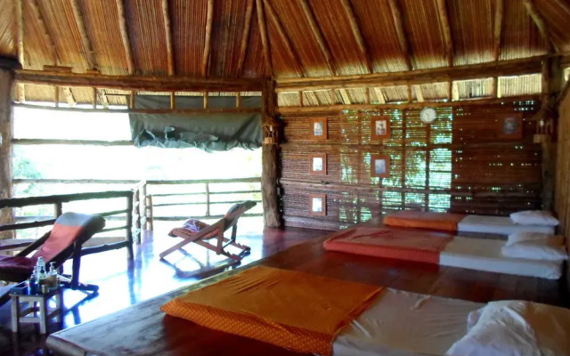 The Cliff and River Jungle Resort