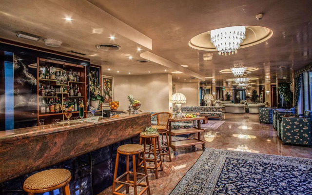 Hotel Leonardo Da Vinci