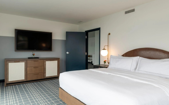 Hotel Canandaigua, Tapestry Collection by Hilton