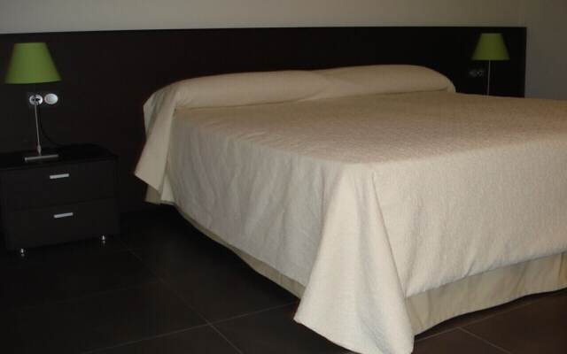 Apartamentos Turisticos Archybal